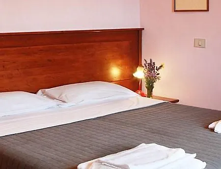 Az Agrituristica Bio Le Macchie Alte 3* Montemerano